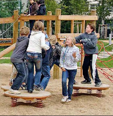 Revitalizace zámeckého parku - doplnění mobiliáře